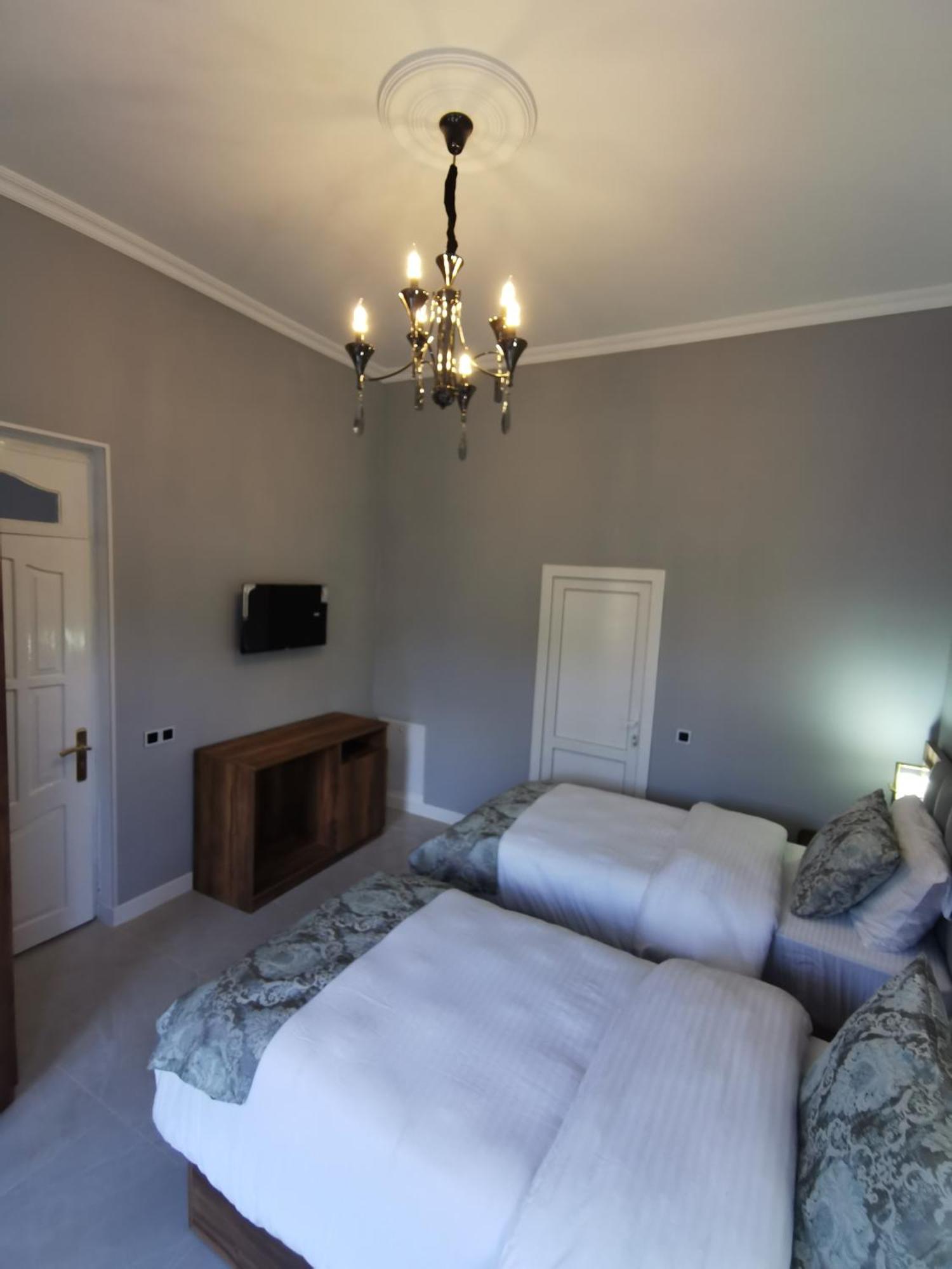 Raffles Villa With Pool Габала Екстериор снимка