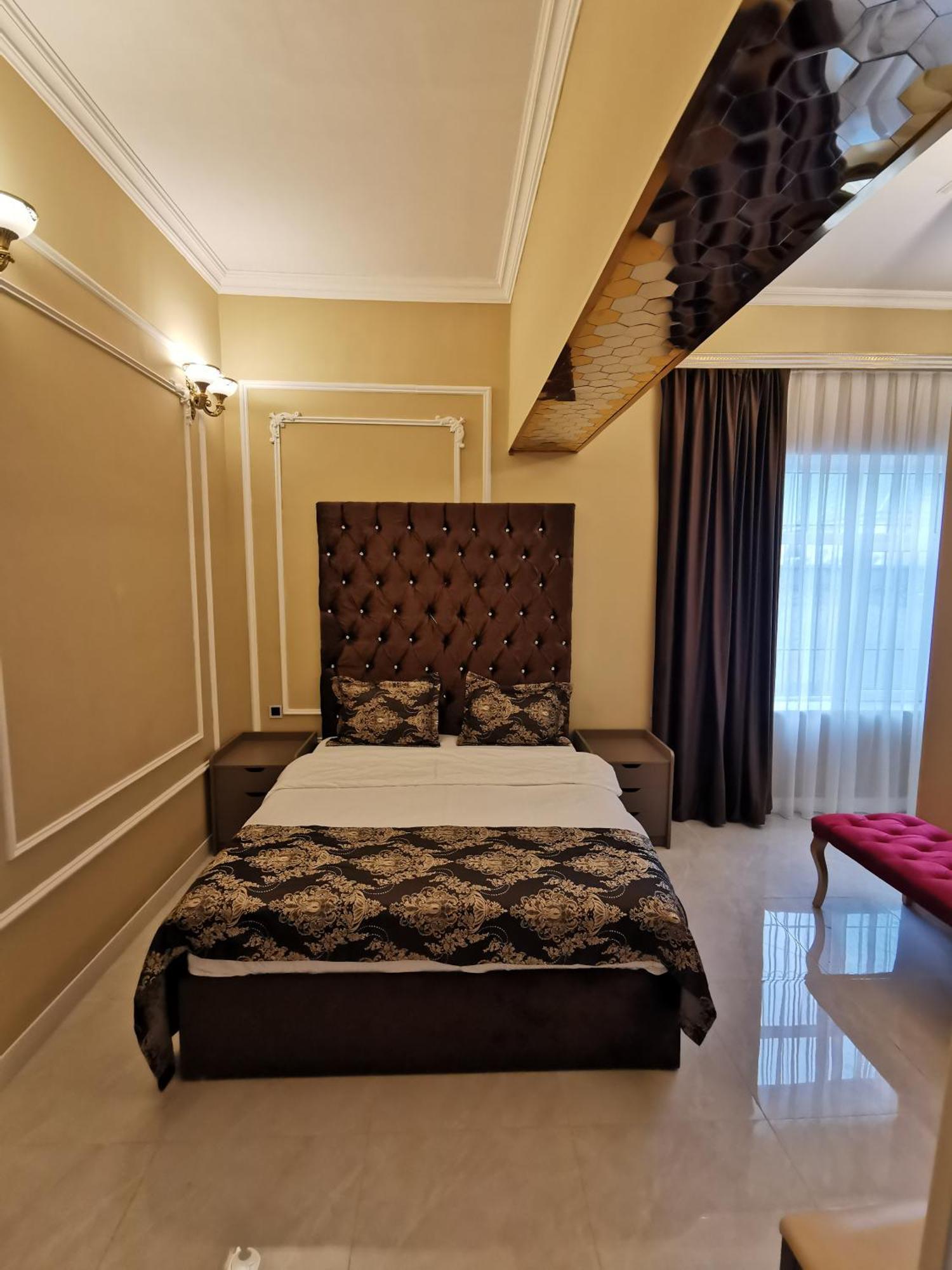 Raffles Villa With Pool Габала Екстериор снимка
