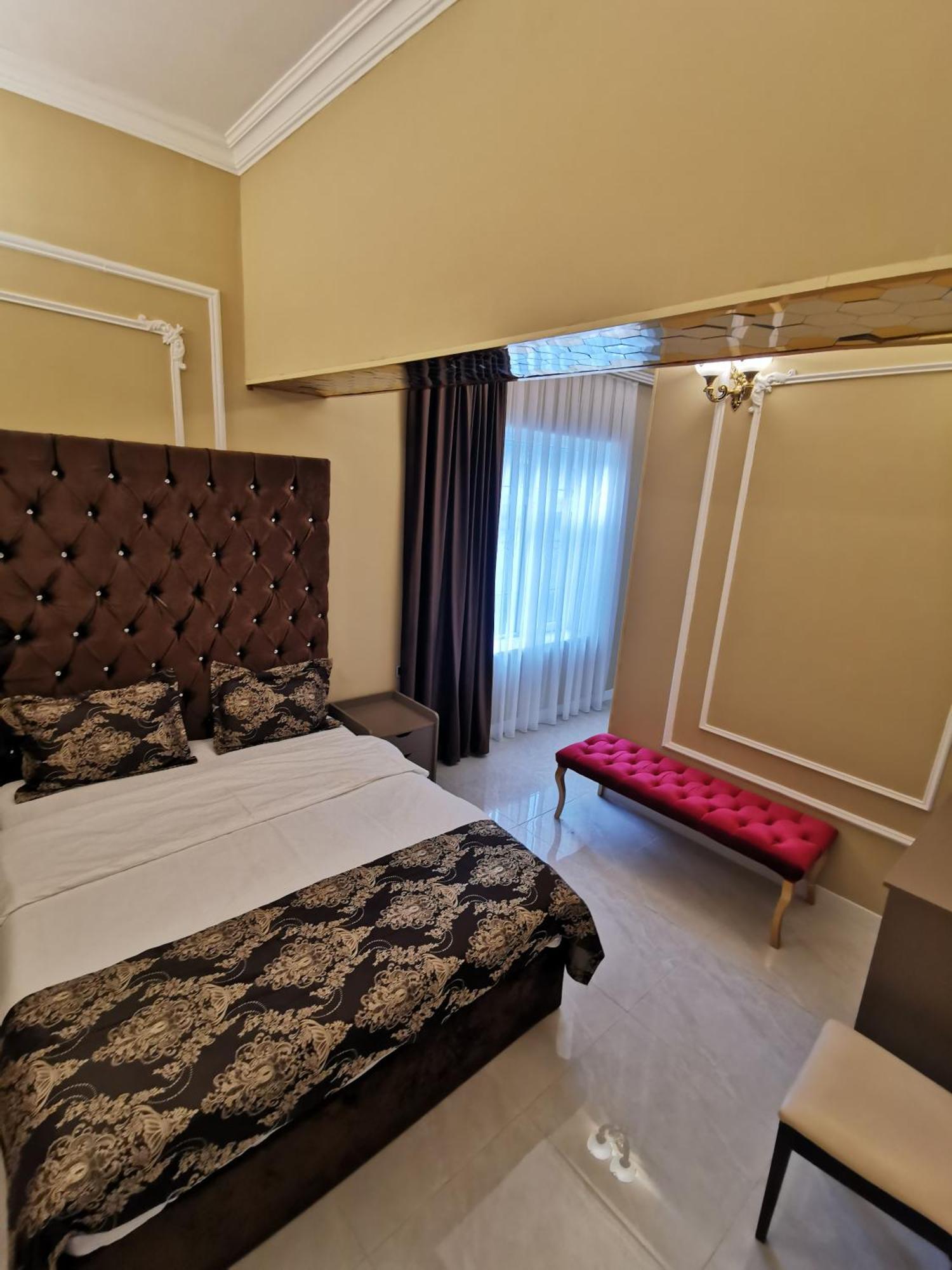 Raffles Villa With Pool Габала Екстериор снимка