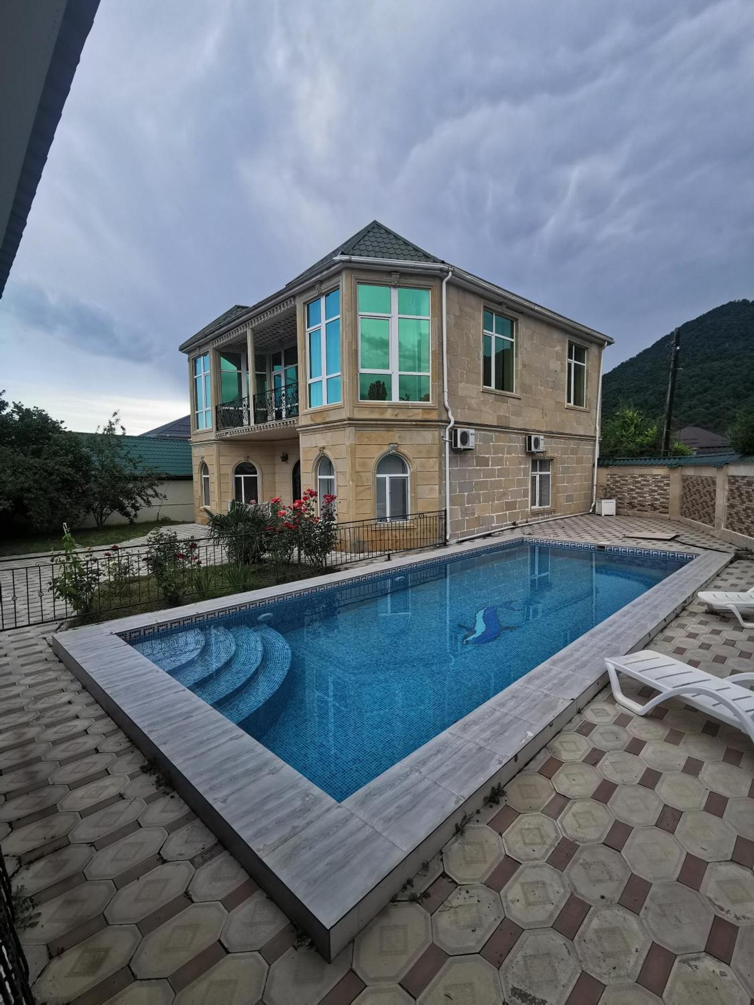 Raffles Villa With Pool Габала Екстериор снимка
